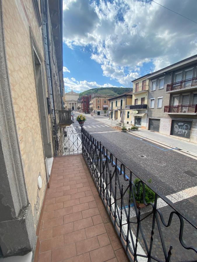 Casa Cuore - Love Pets - Fronte Ospedale Sacro Cuore ネグラール エクステリア 写真