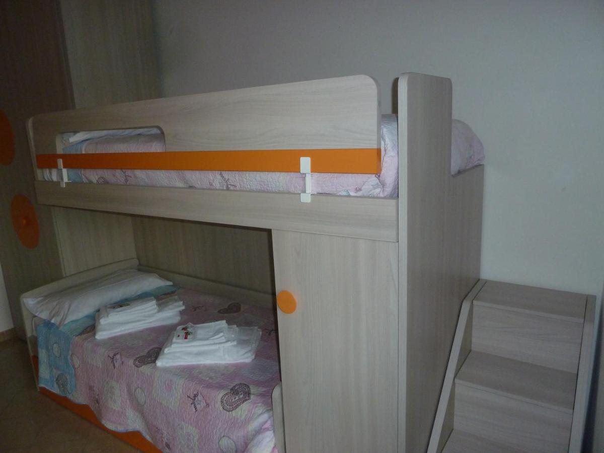 Casa Cuore - Love Pets - Fronte Ospedale Sacro Cuore ネグラール 部屋 写真